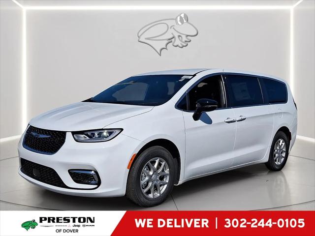 2026 Chrysler Pacifica Select for sale in Dover, DE