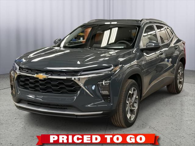 2025 Chevrolet Trax FWD LT for sale in Topeka, KS