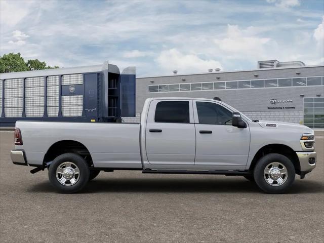 2026 Ram 2500 Tradesman Crew Cab 4x2 8 Box