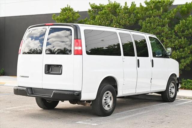 2017 Chevrolet Express LS