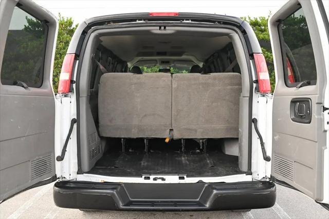 2017 Chevrolet Express LS
