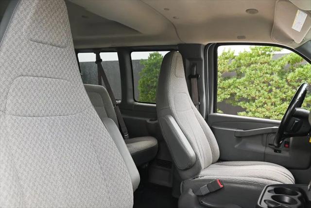 2017 Chevrolet Express LS