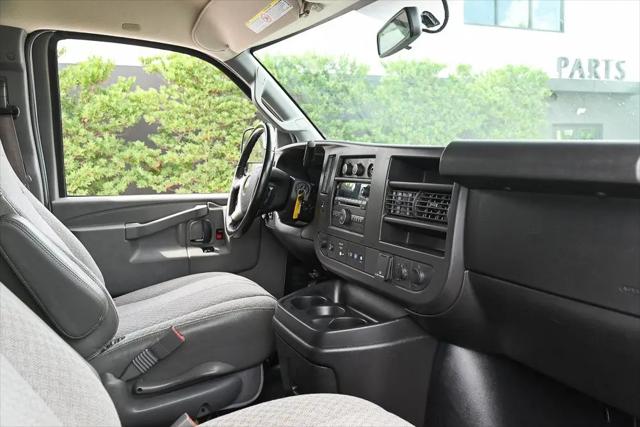 2017 Chevrolet Express LS
