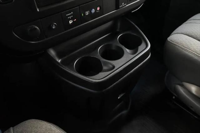 2017 Chevrolet Express LS