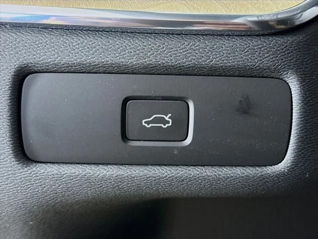 2026 Volvo XC60 B5 Core