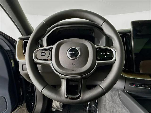 2026 Volvo XC60 B5 Core
