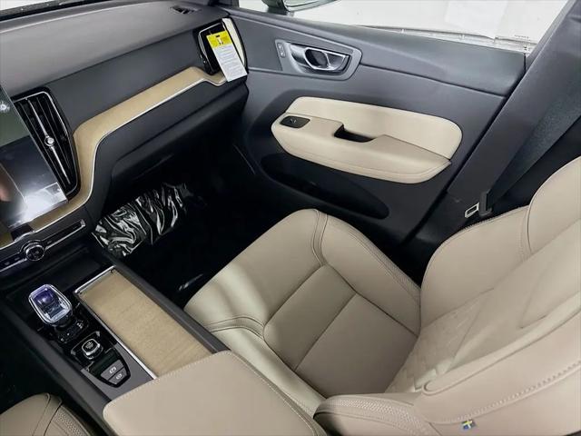 2026 Volvo XC60 B5 Core