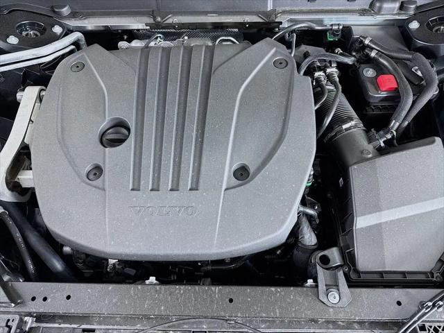 2026 Volvo XC60 B5 Core