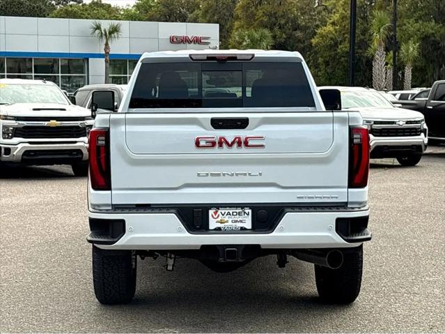 2026 GMC Sierra 2500HD Crew Cab, Standard Bed, Denali, 4WD