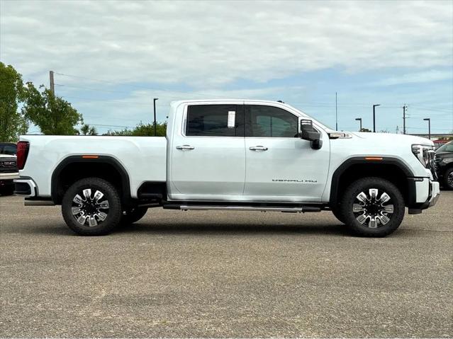 2026 GMC Sierra 2500HD Crew Cab, Standard Bed, Denali, 4WD