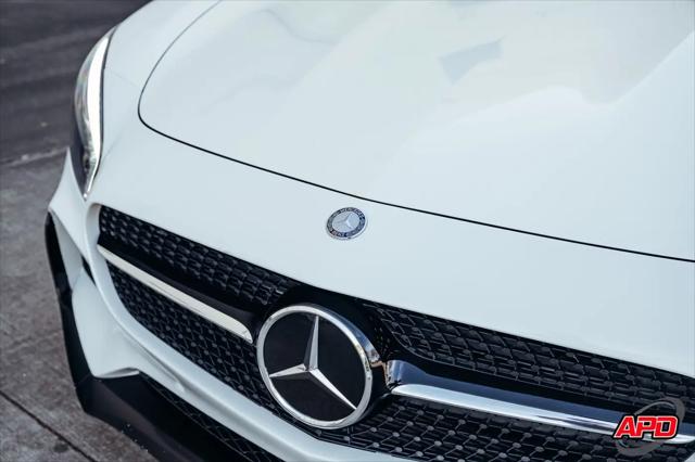 2017 Mercedes-Benz AMG GT Standard