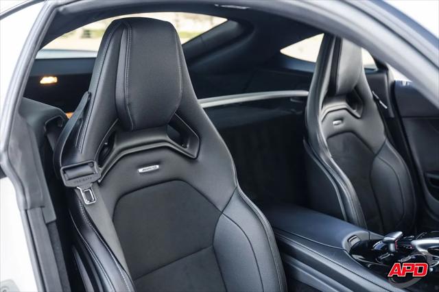 2017 Mercedes-Benz AMG GT Standard