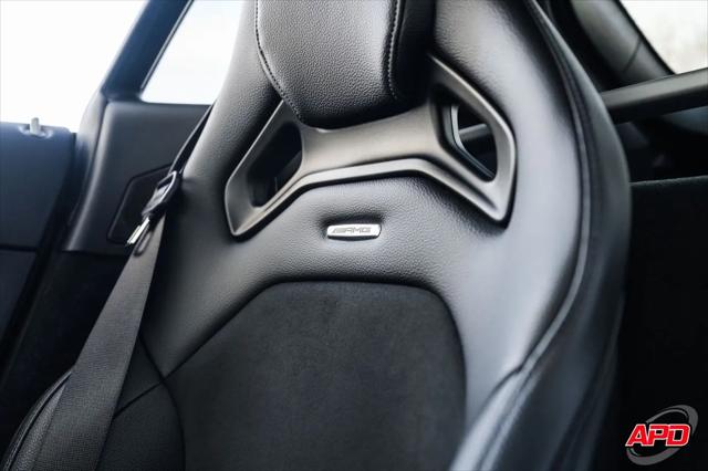 2017 Mercedes-Benz AMG GT Standard