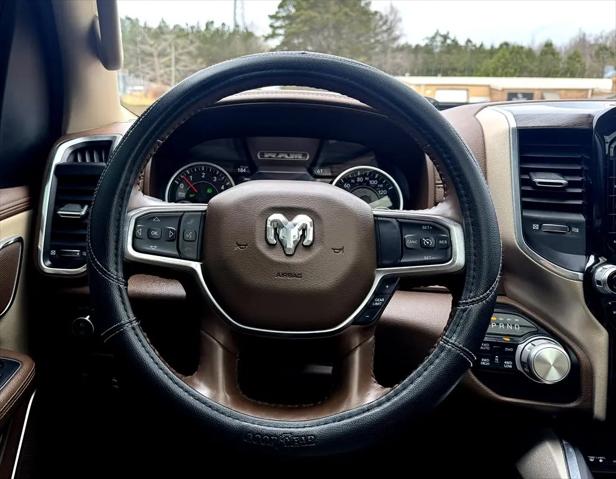 2019 Ram 1500 Laramie Crew Cab 4x4 5'7" Box