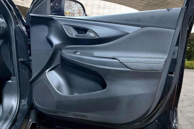 2026 Buick NV Preferred FWD