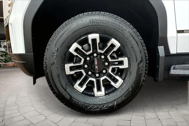 2026 GMC Sierra Standard Range Elevation