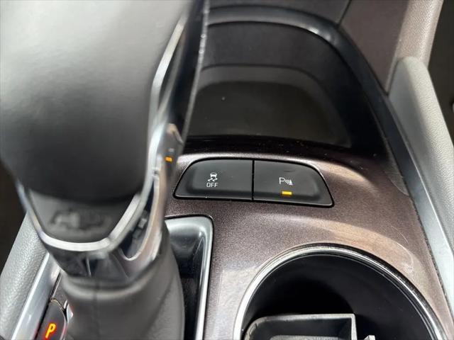 2022 Chevrolet Malibu FWD 1FL