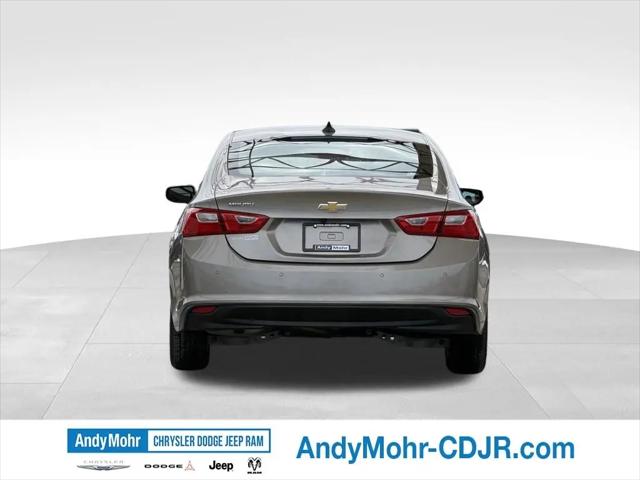 2022 Chevrolet Malibu FWD 1FL