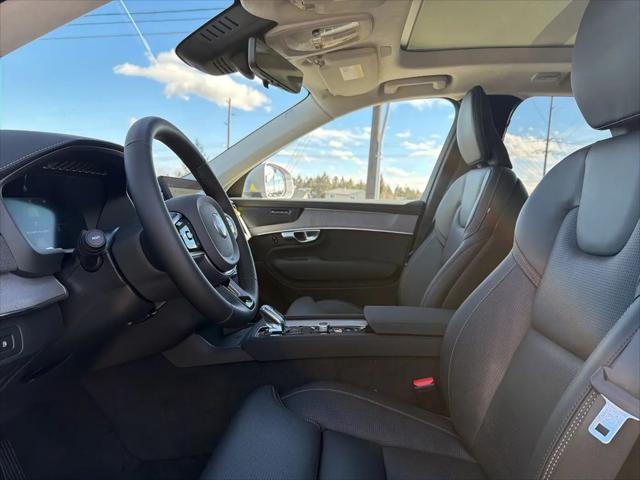 2026 Volvo XC90 Plug-In Hybrid Ultra, T8 AWD, Electric/Gasoline, Bright, 7 Seats