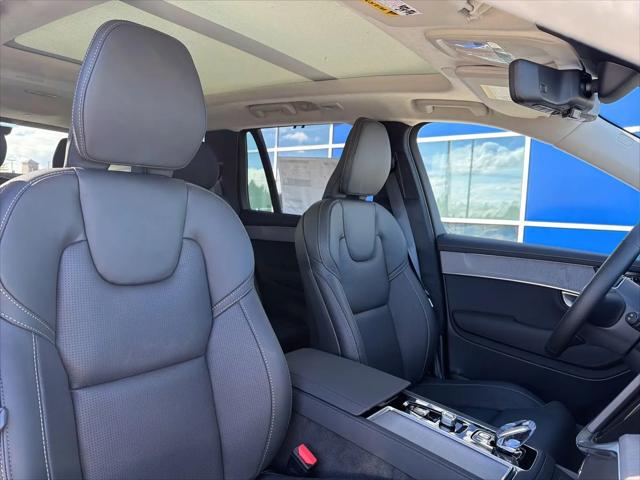 2026 Volvo XC90 Plug-In Hybrid Ultra, T8 AWD, Electric/Gasoline, Bright, 7 Seats