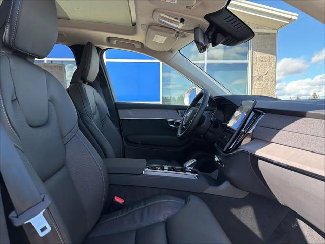 2026 Volvo XC90 Plug-In Hybrid Ultra, T8 AWD, Electric/Gasoline, Bright, 7 Seats