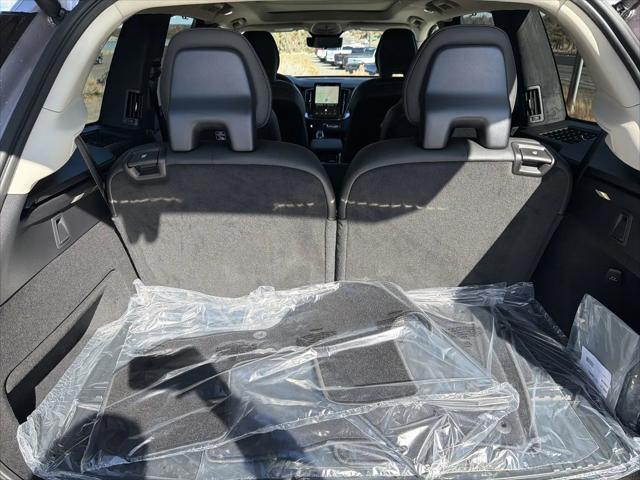 2026 Volvo XC90 Plug-In Hybrid Ultra, T8 AWD, Electric/Gasoline, Bright, 7 Seats