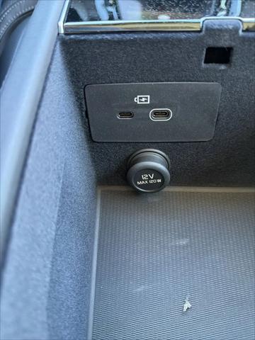 2026 Volvo XC90 Plug-In Hybrid Ultra, T8 AWD, Electric/Gasoline, Bright, 7 Seats