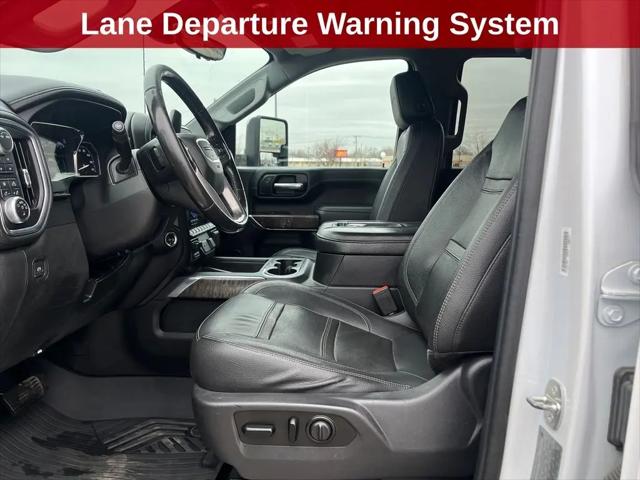 2020 GMC Sierra 2500HD 4WD Crew Cab Standard Bed Denali