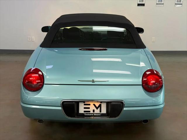 2002 Ford Thunderbird Deluxe