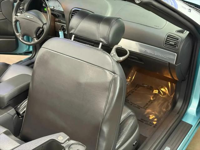 2002 Ford Thunderbird Deluxe