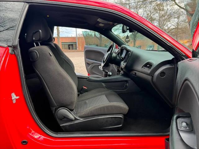 2021 Dodge Challenger SXT