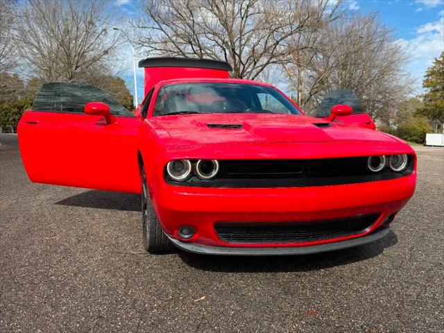 2021 Dodge Challenger SXT