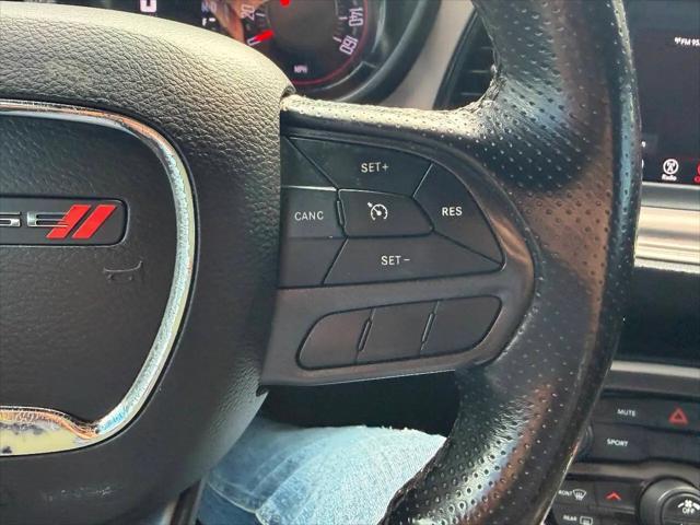 2021 Dodge Challenger SXT