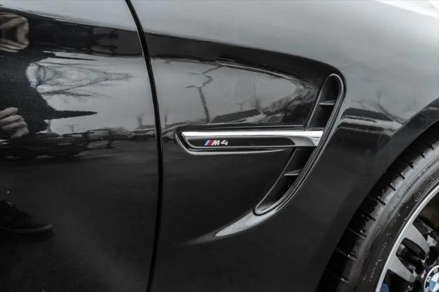 2016 BMW M4 Standard