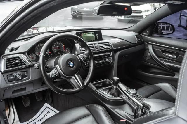 2016 BMW M4 Standard