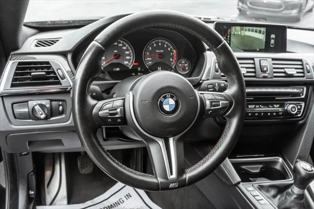 2016 BMW M4 Standard