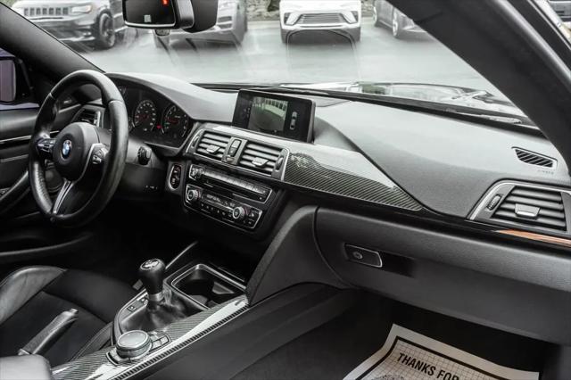 2016 BMW M4 Standard