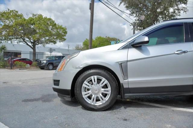 2013 Cadillac SRX Standard
