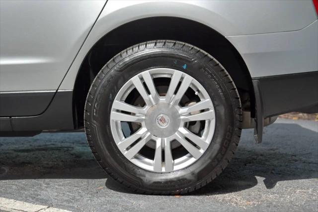 2013 Cadillac SRX Standard