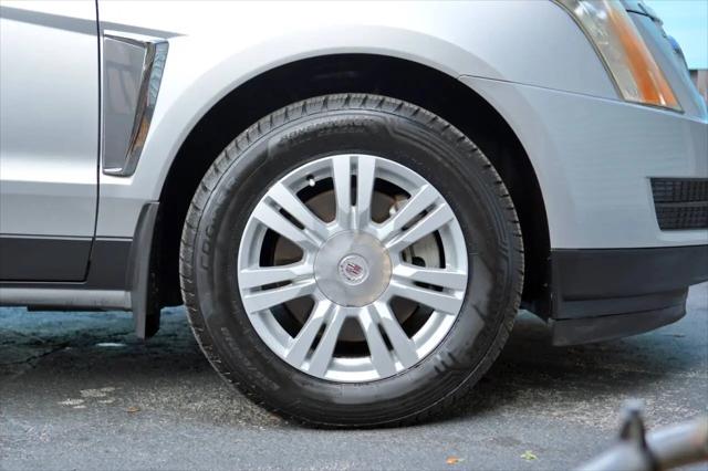 2013 Cadillac SRX Standard
