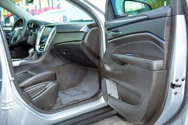 2013 Cadillac SRX Standard