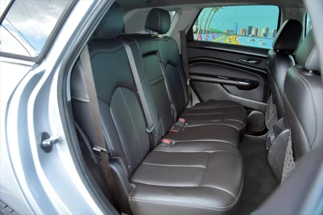 2013 Cadillac SRX Standard