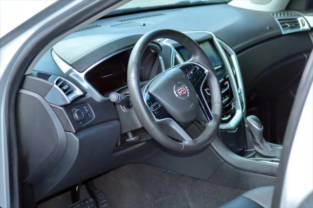 2013 Cadillac SRX Standard