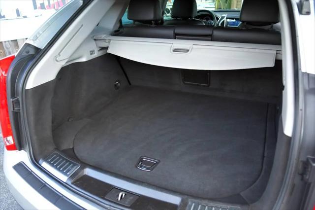 2013 Cadillac SRX Standard