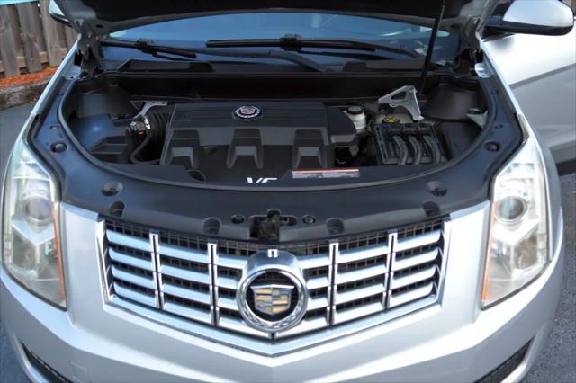 2013 Cadillac SRX Standard
