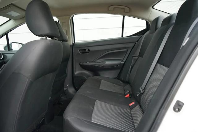 2021 Nissan Versa S Xtronic CVT