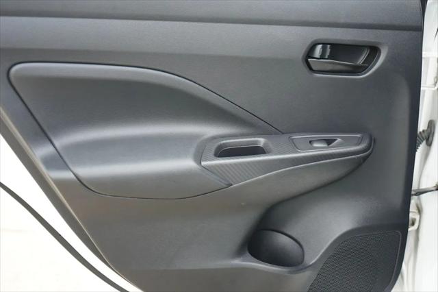 2021 Nissan Versa S Xtronic CVT