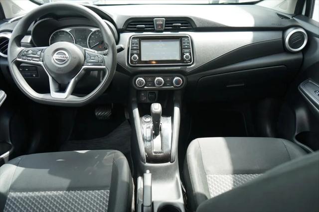 2021 Nissan Versa S Xtronic CVT