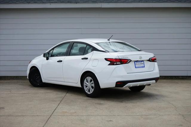 2021 Nissan Versa S Xtronic CVT