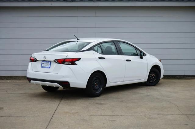 2021 Nissan Versa S Xtronic CVT